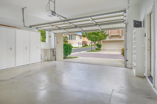 Building Photo - 11354 W San Raphael