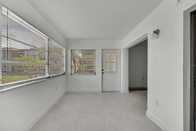 Building Photo - 5242 Opal Ln