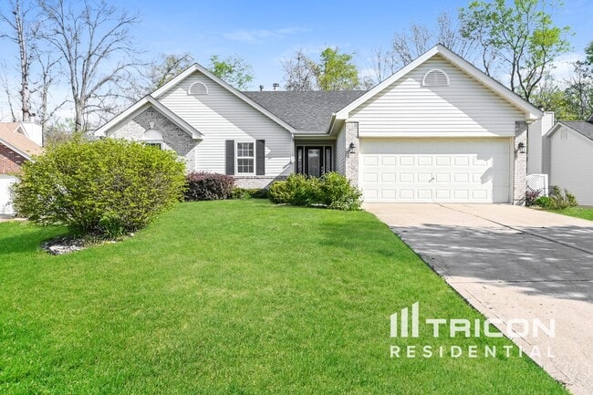 Building Photo - 935 Squirrels Nest Ct