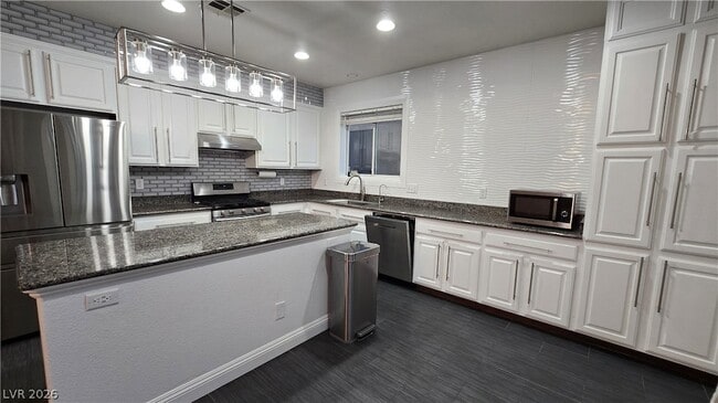 Building Photo - 7310 Rocky Gorge Ct