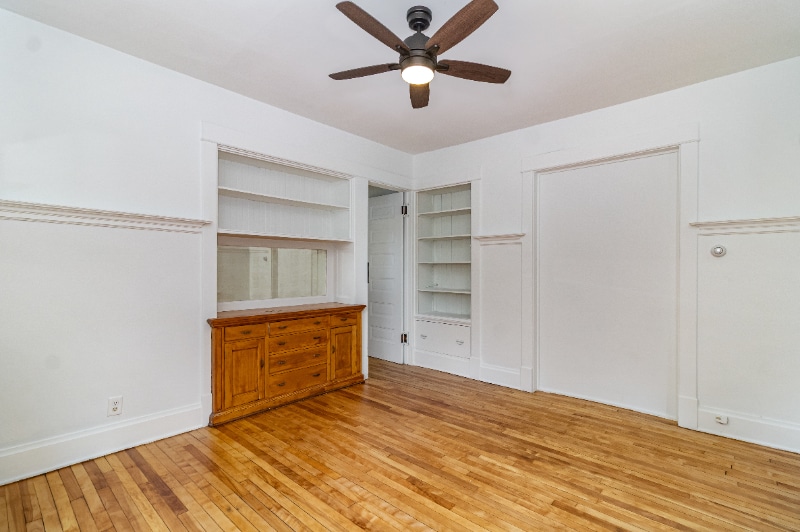 Building Photo - 822 W 35th St