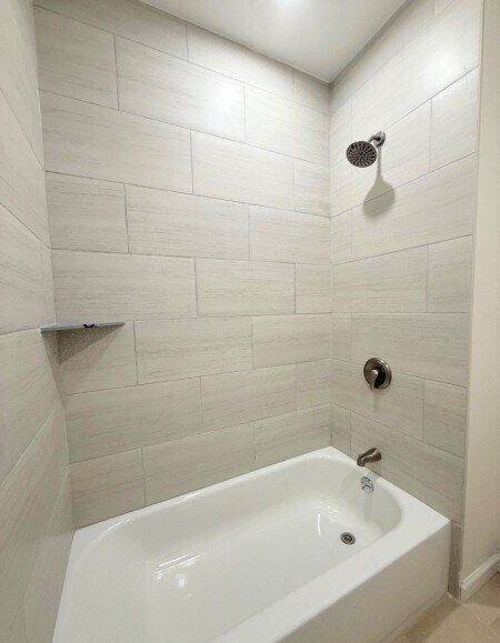 Bathroom 1st Floor - 356 Carnegie Pl