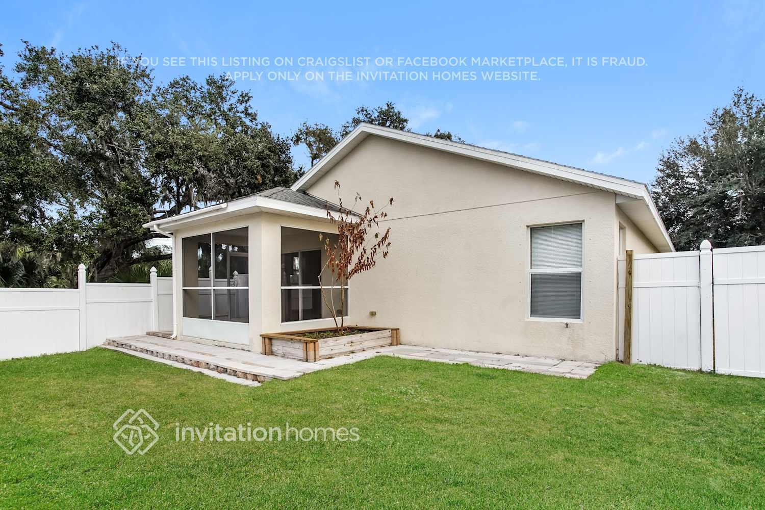 Building Photo - 10232 41st Ct E