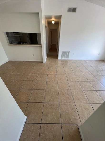 Building Photo - 5226 Via Hacienda Cir