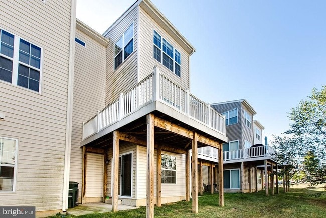 Building Photo - 7831 River Rock Way
