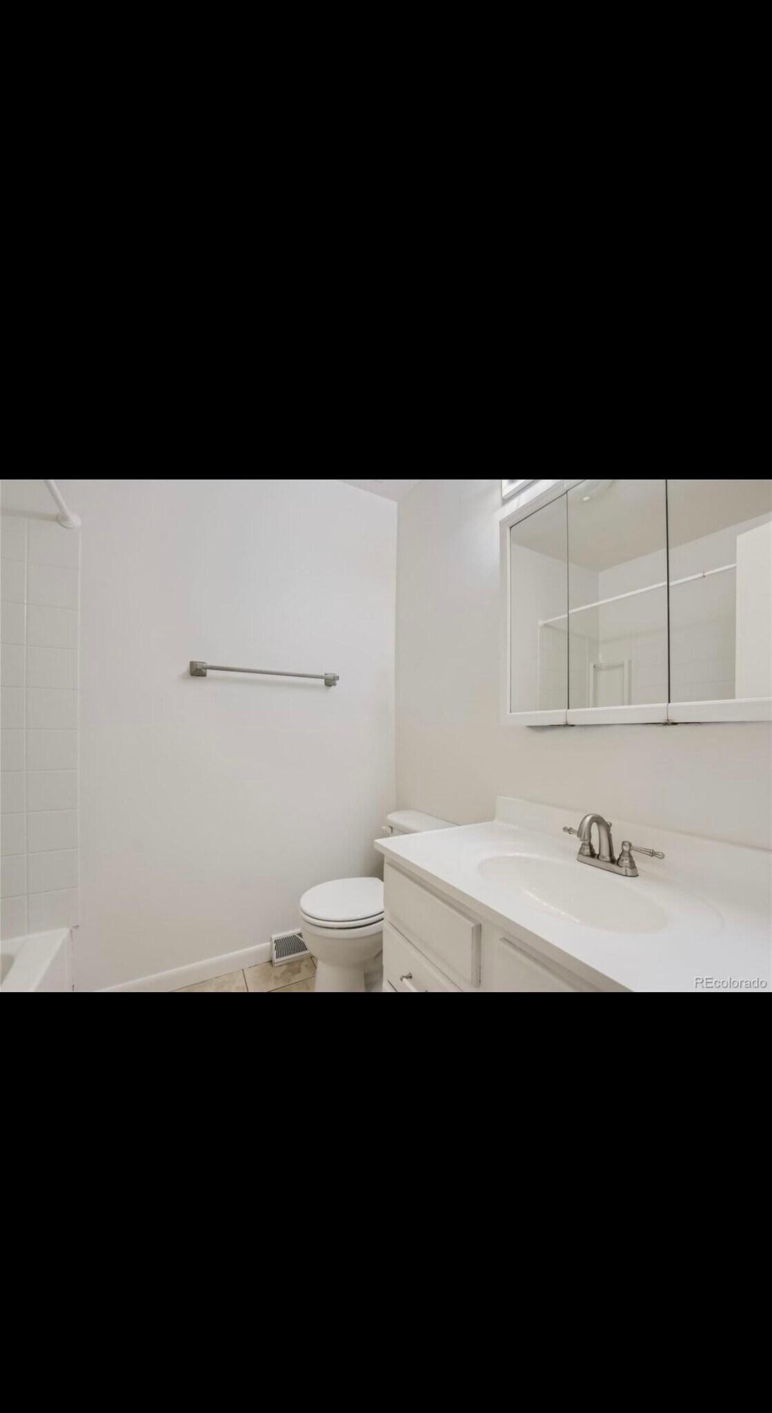 Secondary bathroom - 7137 S Webster St
