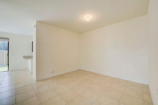 Building Photo - 6574 S Anise Ct