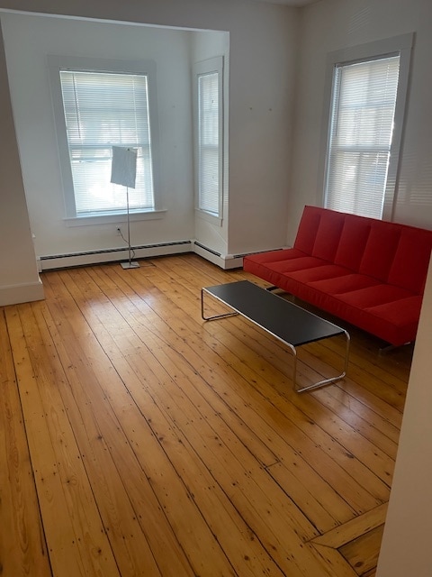 Building Photo - 106 Pleasant St