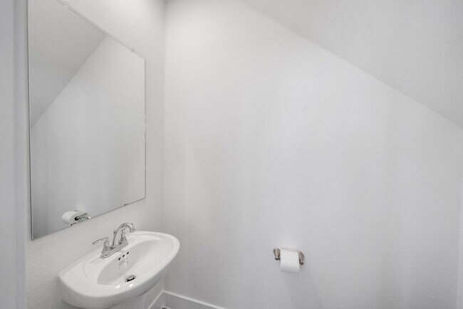 Building Photo - 12762 Grayson County Dr