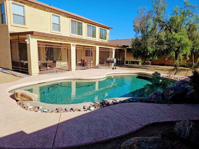 Building Photo - STUNNING 4 Bed, 2.5 Bath Oasis with Pool Your Dream Home Awaits!