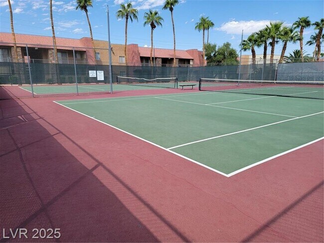 Building Photo - Adorable unit in Bella Vita community!