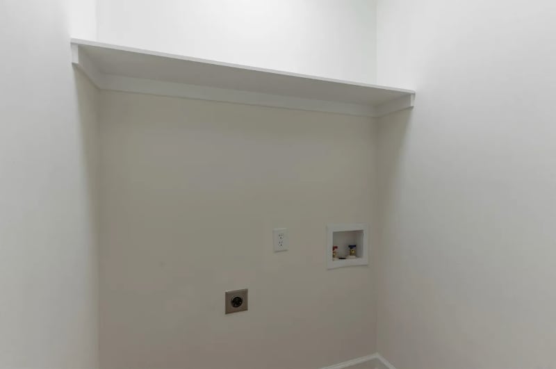 Building Photo - 9225 Plano Rd