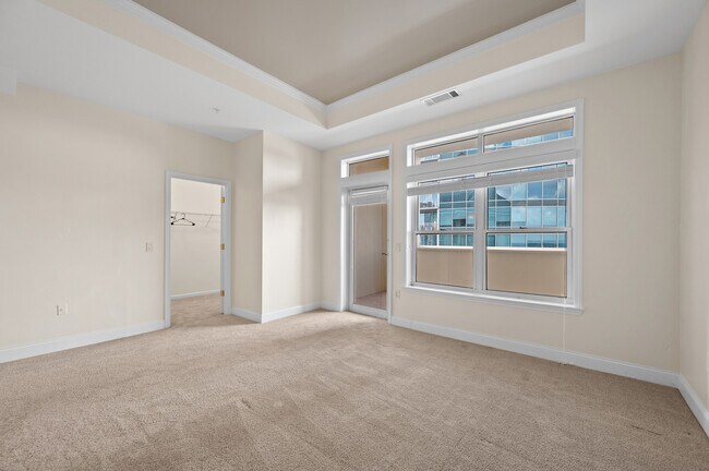 Building Photo - 3334 Peachtree Rd NE