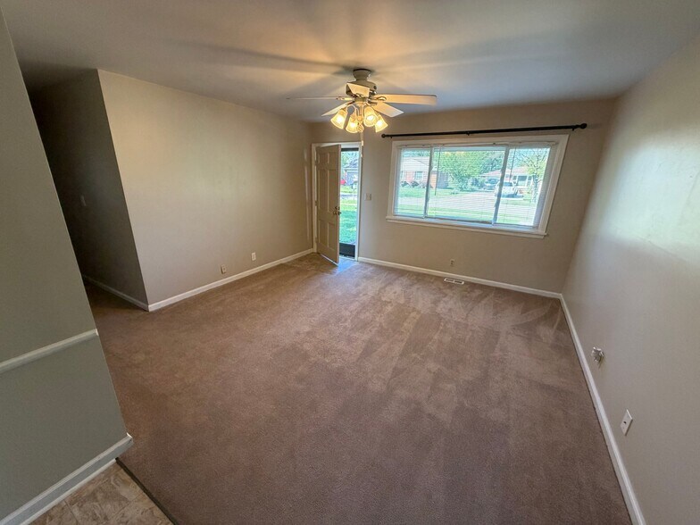 Building Photo - 2005 Keeneland Blvd