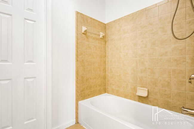 Building Photo - 1952 Barrett Knoll Ct NW