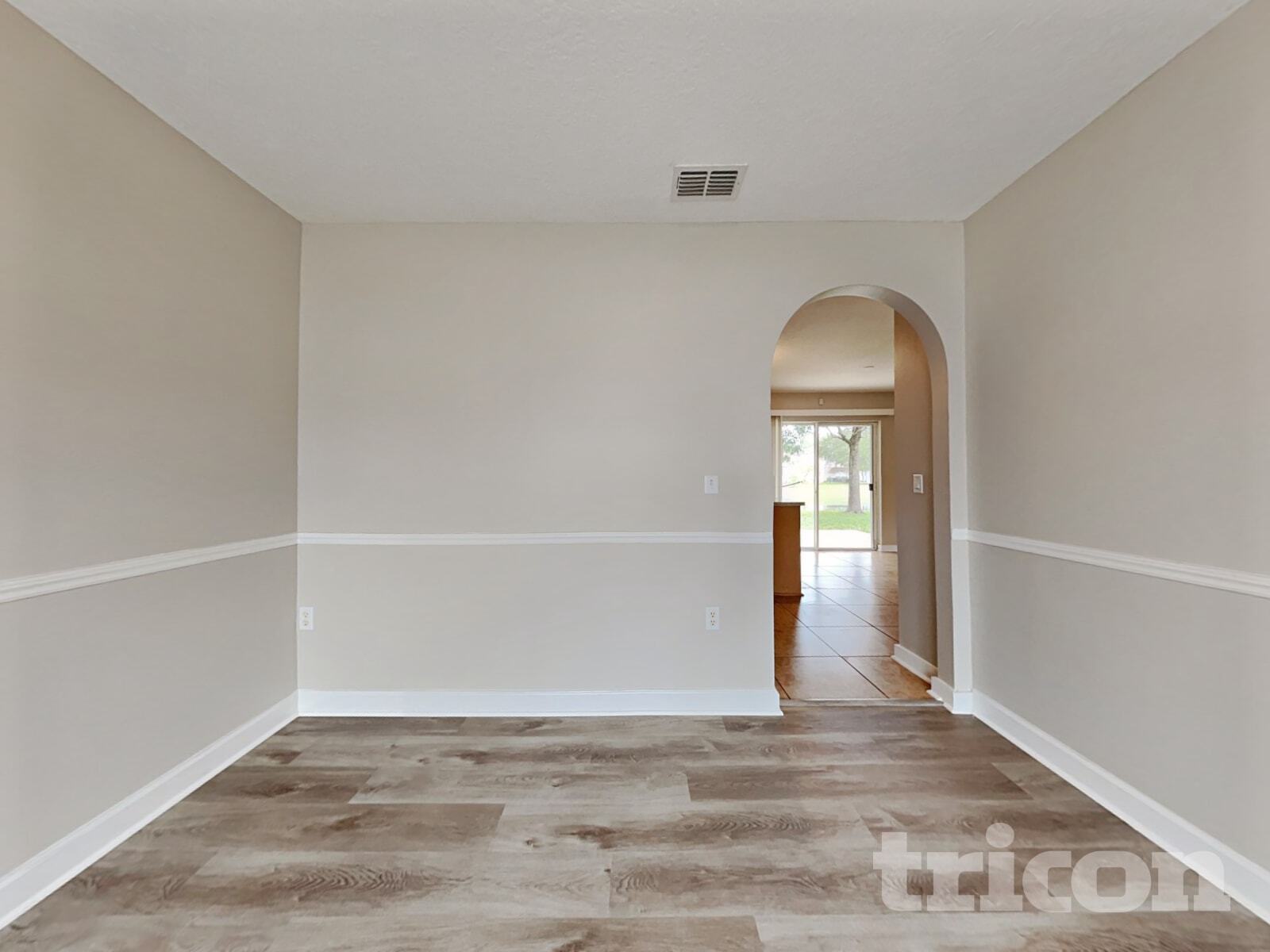 Building Photo - 192 King Arthur Ct