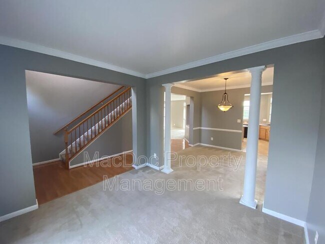 Building Photo - 5619 Joshua Tree Cir
