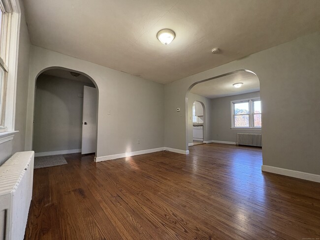 Building Photo - 600 Wadsworth St