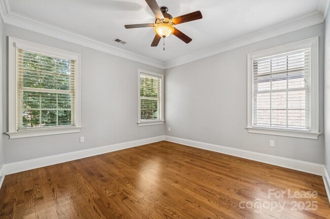 Building Photo - 7328 Summerlin Pl