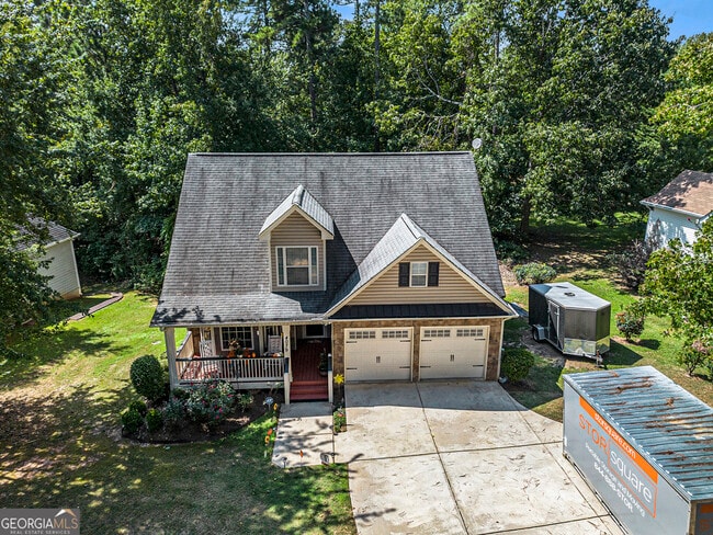 Building Photo - 4079 Essex Dr