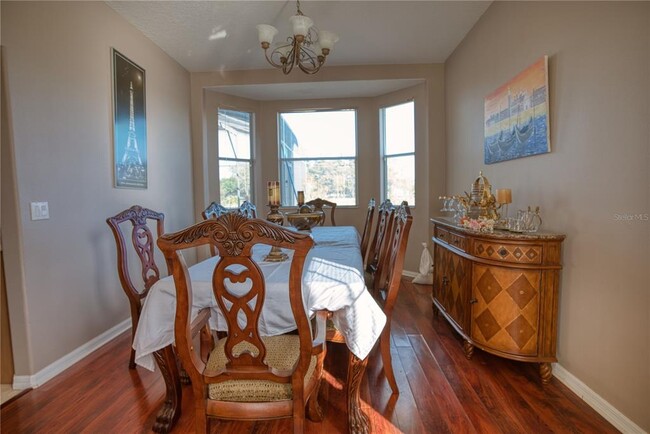Building Photo - 2409 Greenwillow Dr