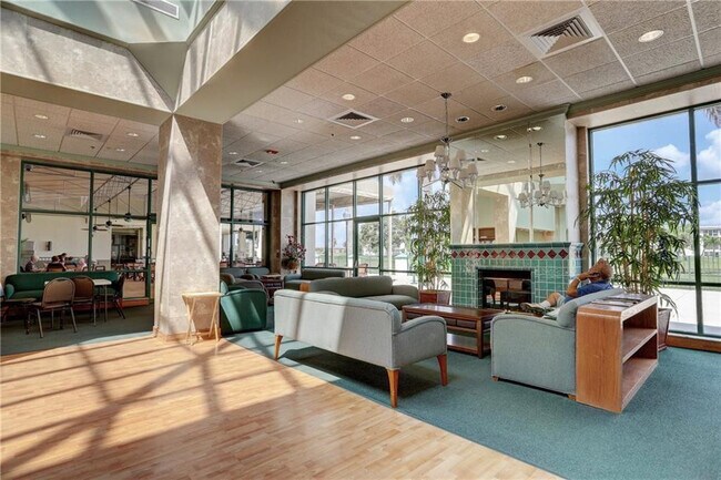 Building Photo - 2602 Nassau Bend