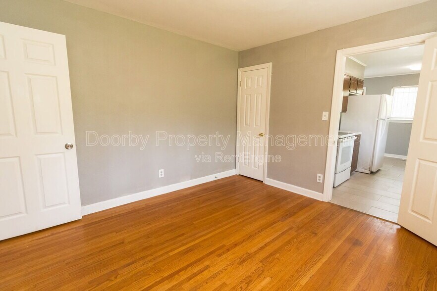 Building Photo - 3810 Nandena Dr
