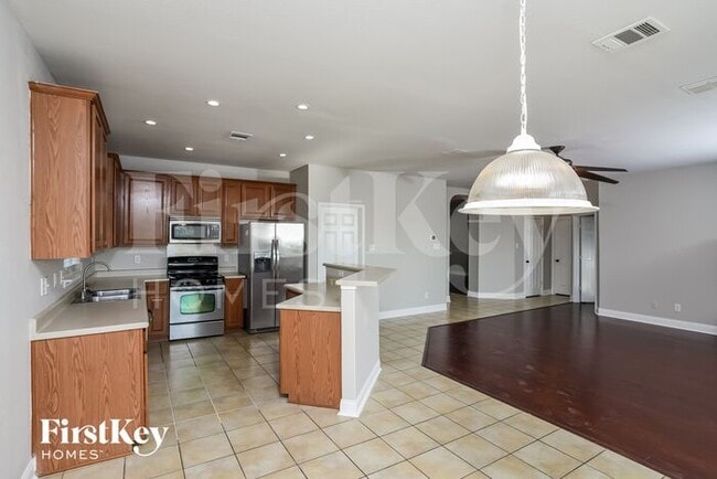 Building Photo - 6122 Kenedy Leaf