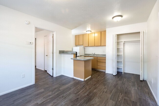 Interior Photo - Tortugas Apartments