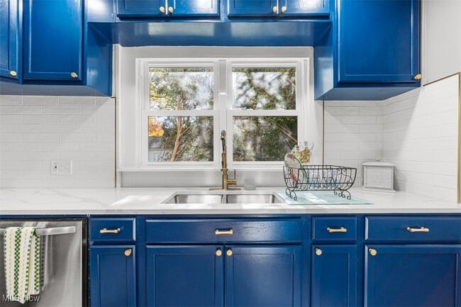 Building Photo - 1922 12th St