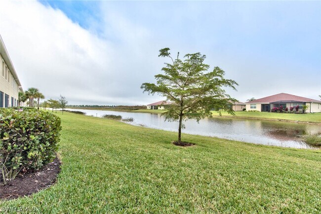 Building Photo - 2612 Blossom Wy