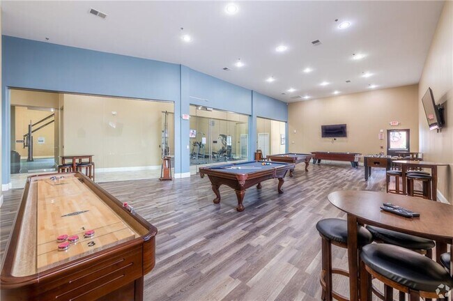 Building Photo - 12 Valley St