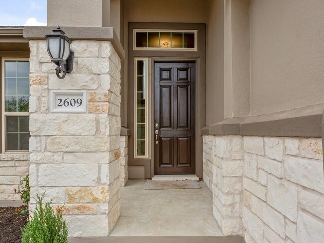 Building Photo - 2609 Enza Dr