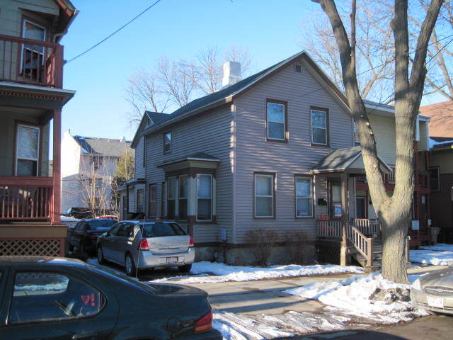 Primary Photo - 444 W Doty St