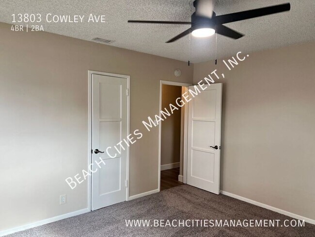 Building Photo - 13803 Cowley Ave