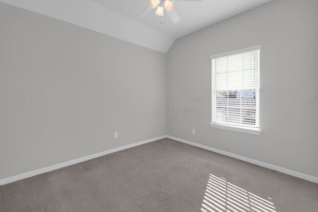 Building Photo - 135 Binnacle Ct