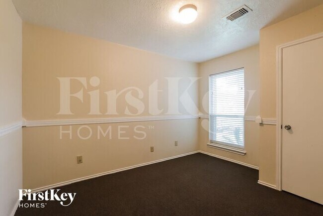 Building Photo - 11923 Westlock Dr