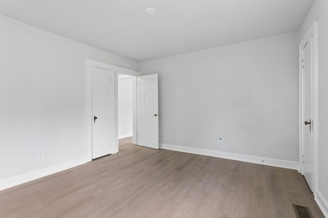 Building Photo - Single-Level 3 Bedroom Rental Near Downtown Hampton
