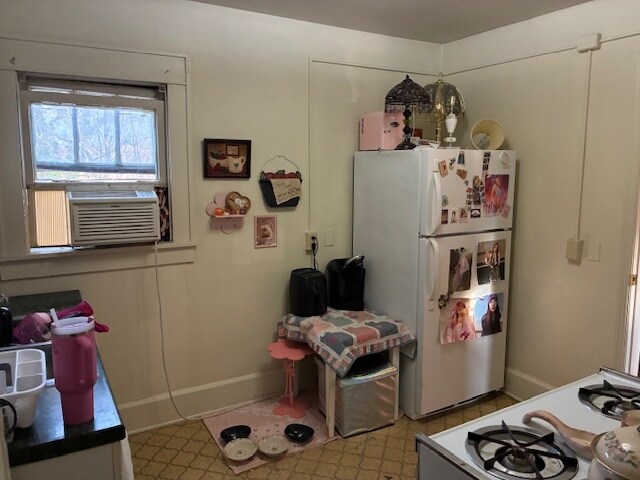 Building Photo - 127 Lorentz St