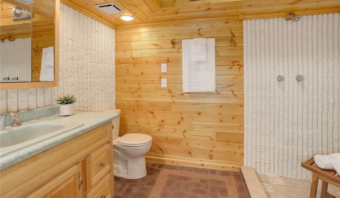 Building Photo - 14810 Herring Rd