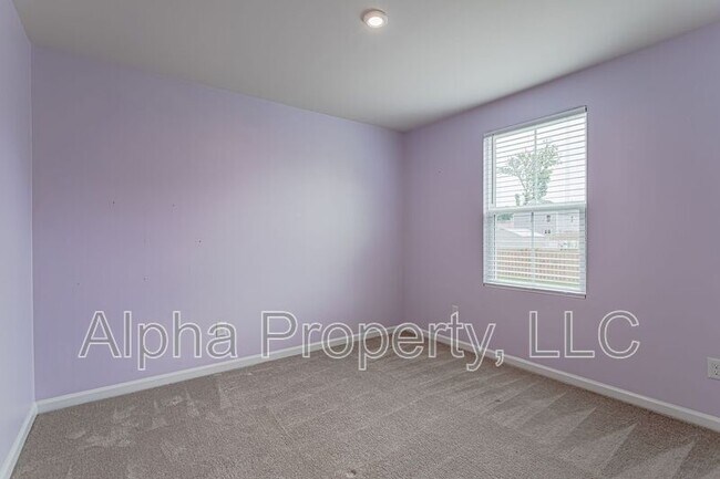 Building Photo - 818 Purcell Dr