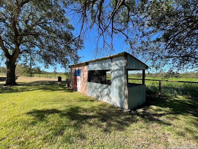 Building Photo - 10185 FM1101