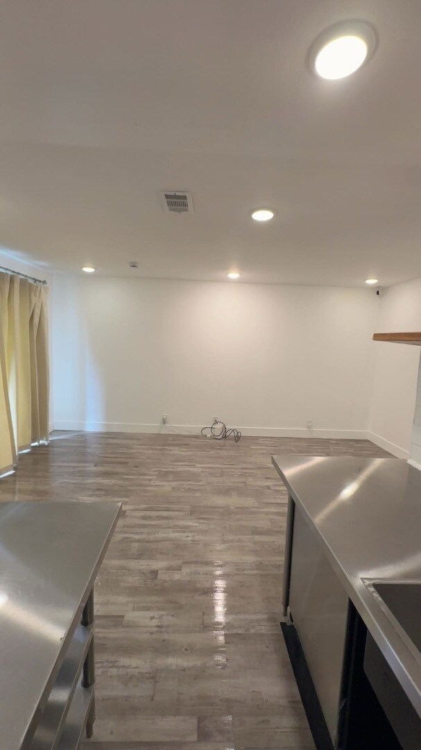 Building Photo - 29621 Red Oak Ct