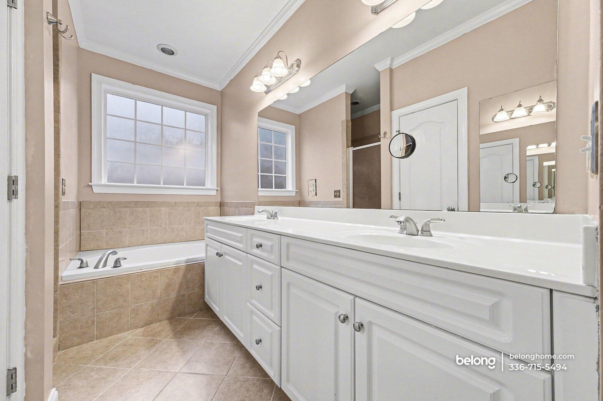 Building Photo - 4516 Ocean Crest Cir