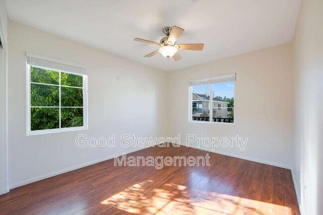 Building Photo - 1760 Taylor Ln