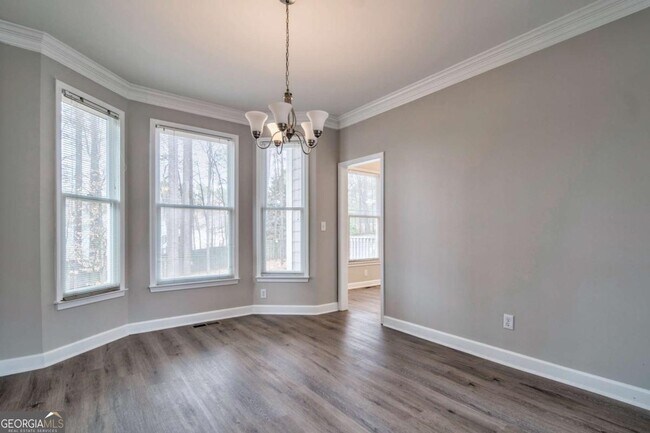 Building Photo - 2011 Town Lake Hills W