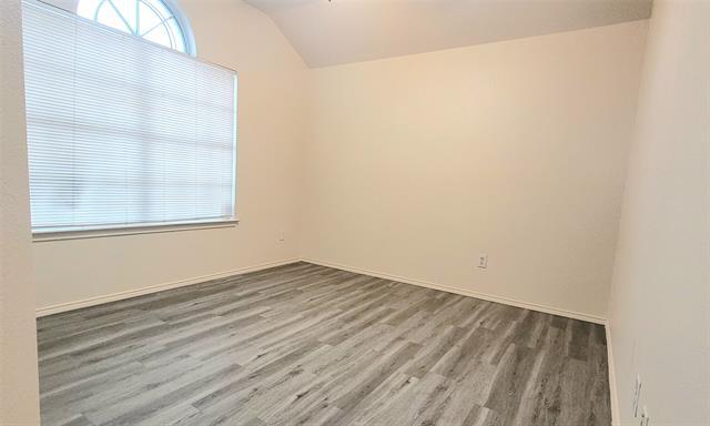 Building Photo - 8470 Goldfinch Way