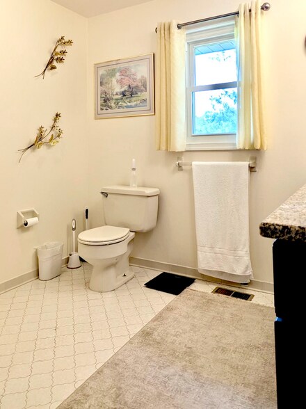 Building Photo - 6636 Isle of Skye Dr
