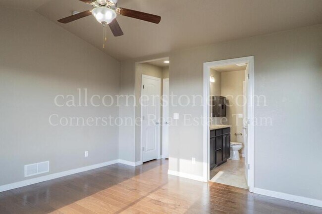 Building Photo - 6070 Jorie Rd