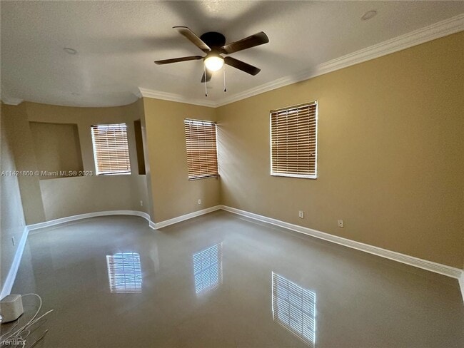 Building Photo - 4 br, 3 bath House - Bellagio At Vizcaya